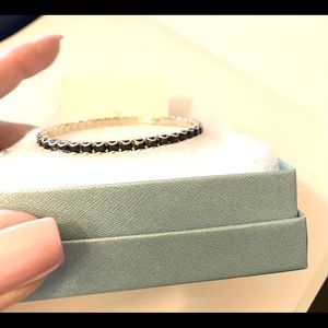 ❌SOLD❌Touchstone Crystal Stretch Bracelet Jet.NIB
